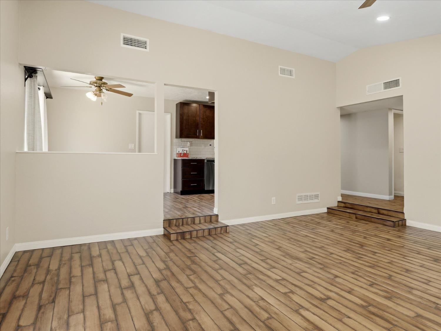 6676 N Wolters Ave, Fresno, CA 93710