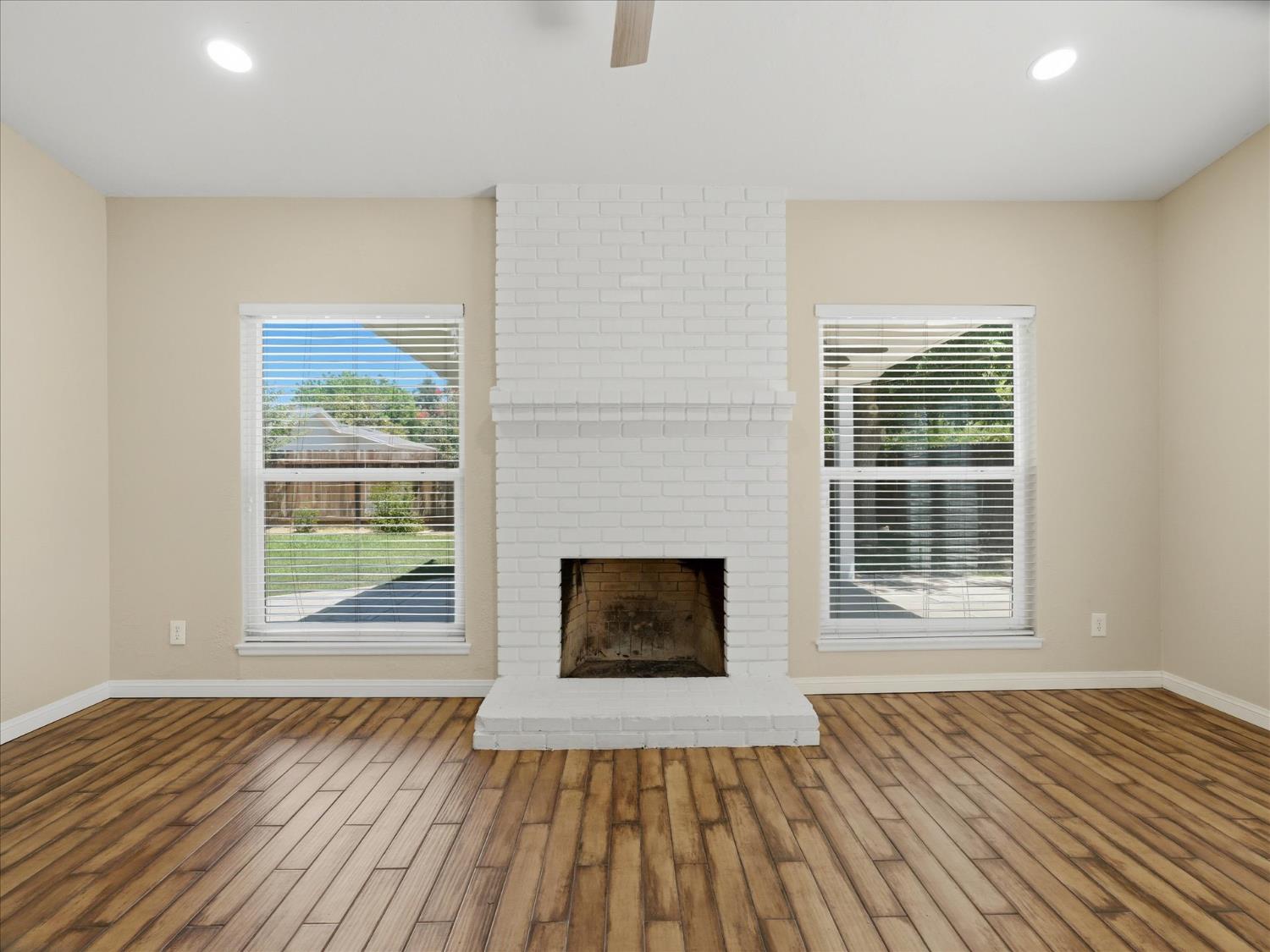 6676 N Wolters Ave, Fresno, CA 93710