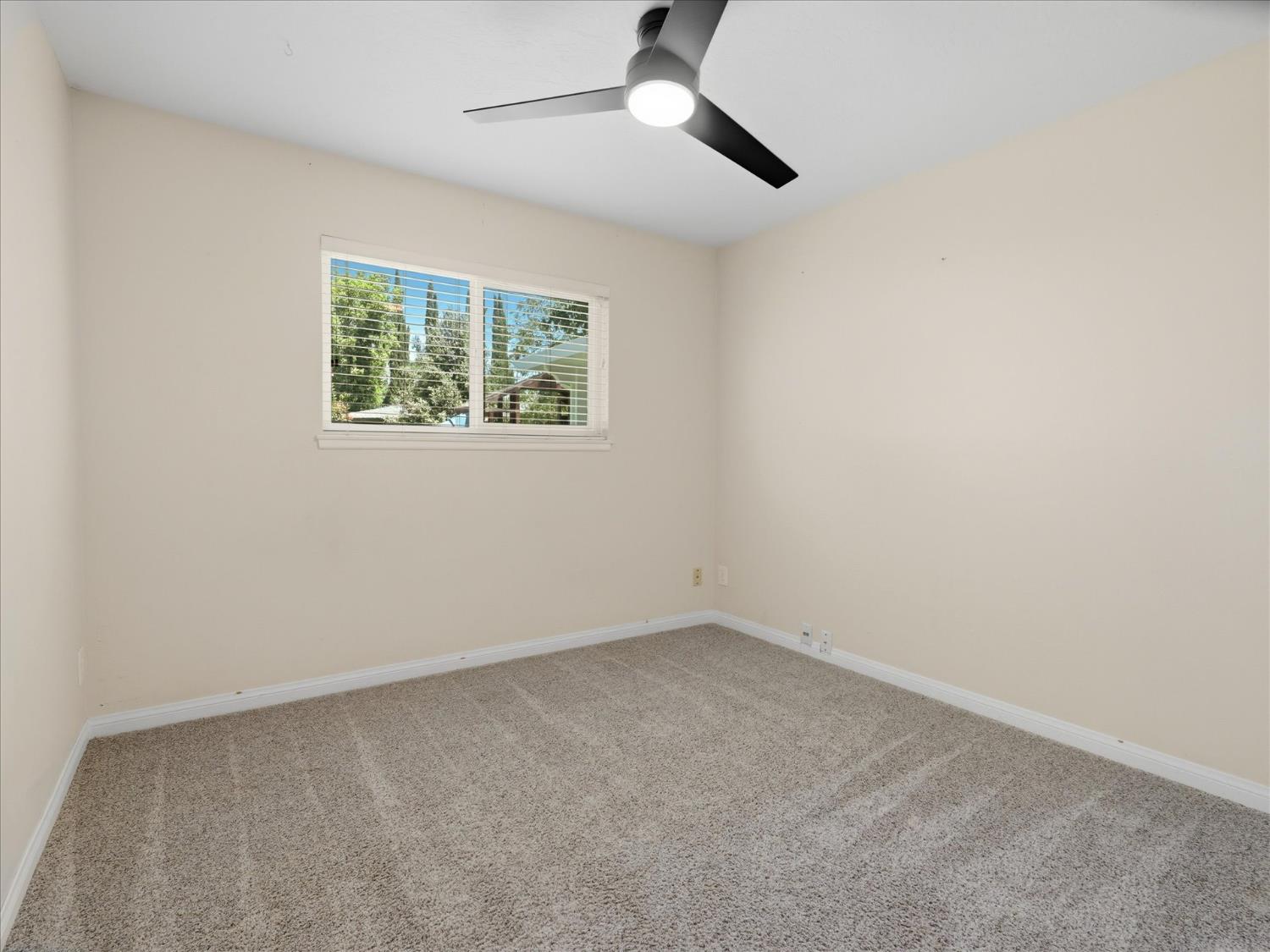 6676 N Wolters Ave, Fresno, CA 93710