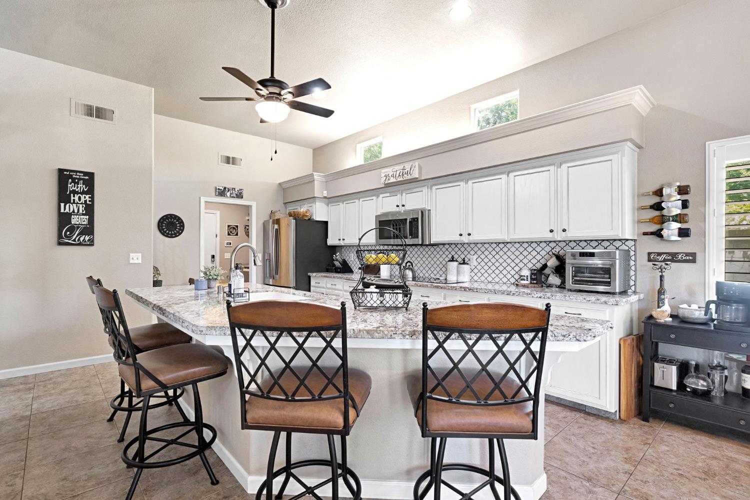 7672 N Dante Ave, Fresno, CA 93722
