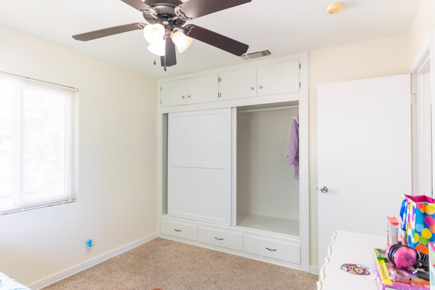 4446 E Brentwood Ave, Fresno, CA 93703