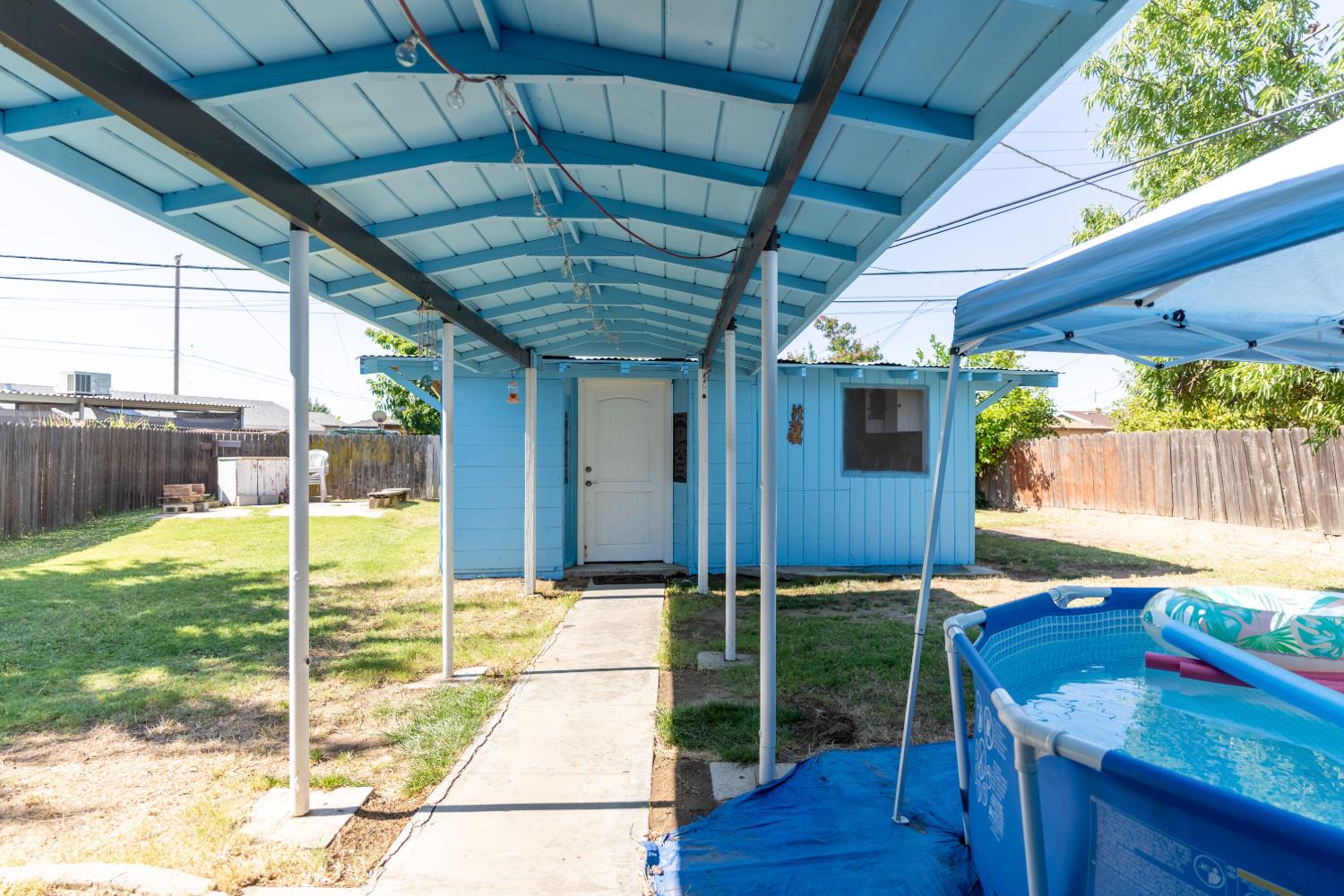 4446 E Brentwood Ave, Fresno, CA 93703