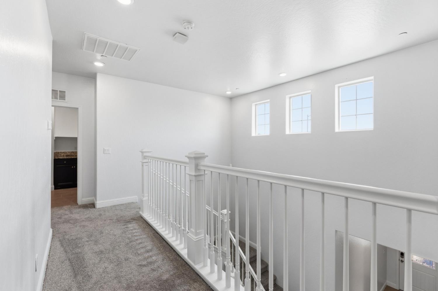 5438 W Floradora Ave, Fresno, CA 93722