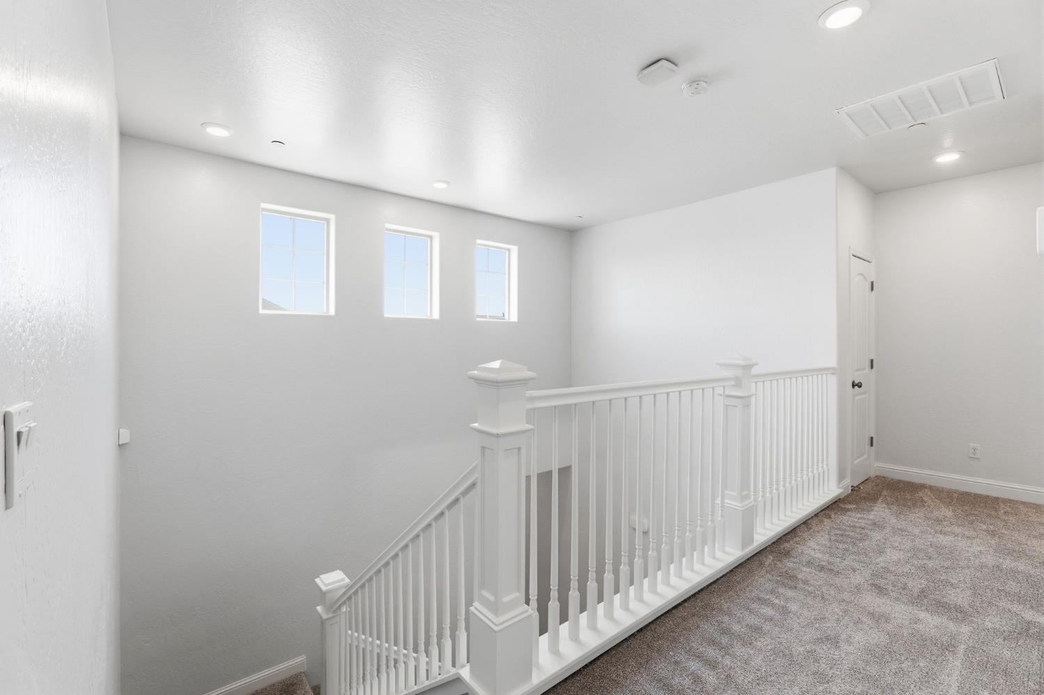 5438 W Floradora Ave, Fresno, CA 93722