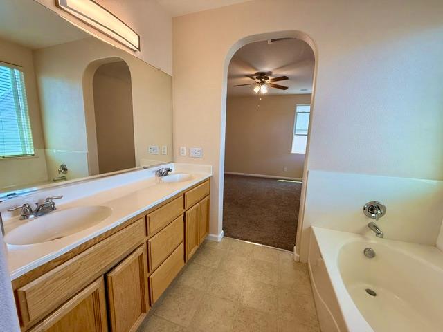 4629 W Javier Way, Fresno, CA 93722