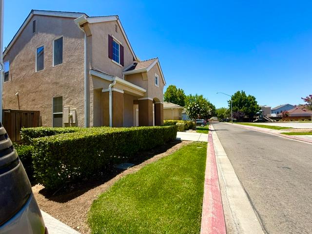 4629 W Javier Way, Fresno, CA 93722