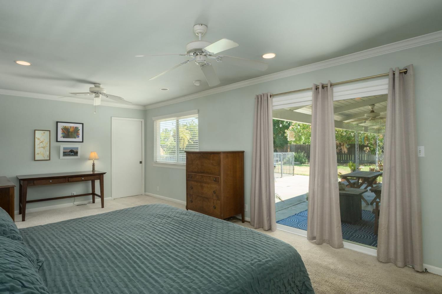 654 W Celeste, Fresno, CA 93704