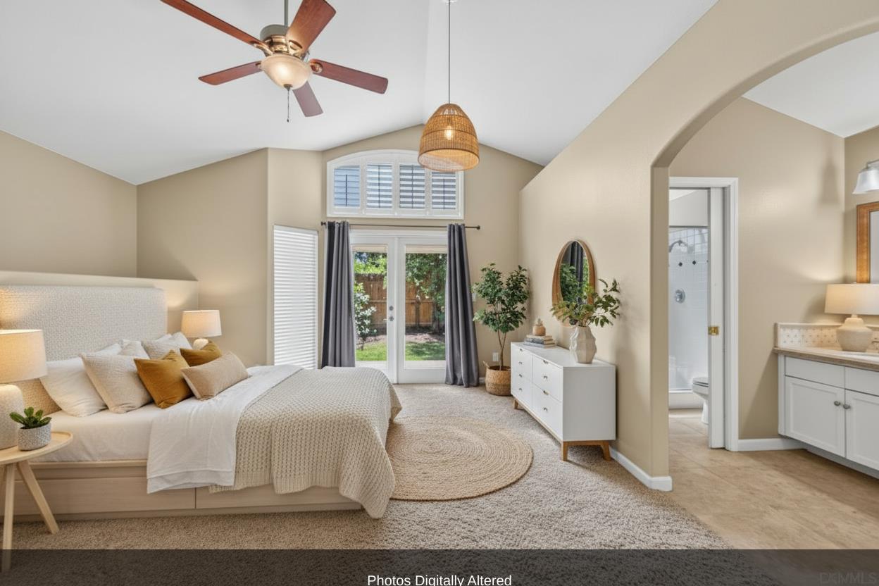 1327 E La France Dr, Fresno, CA 93720