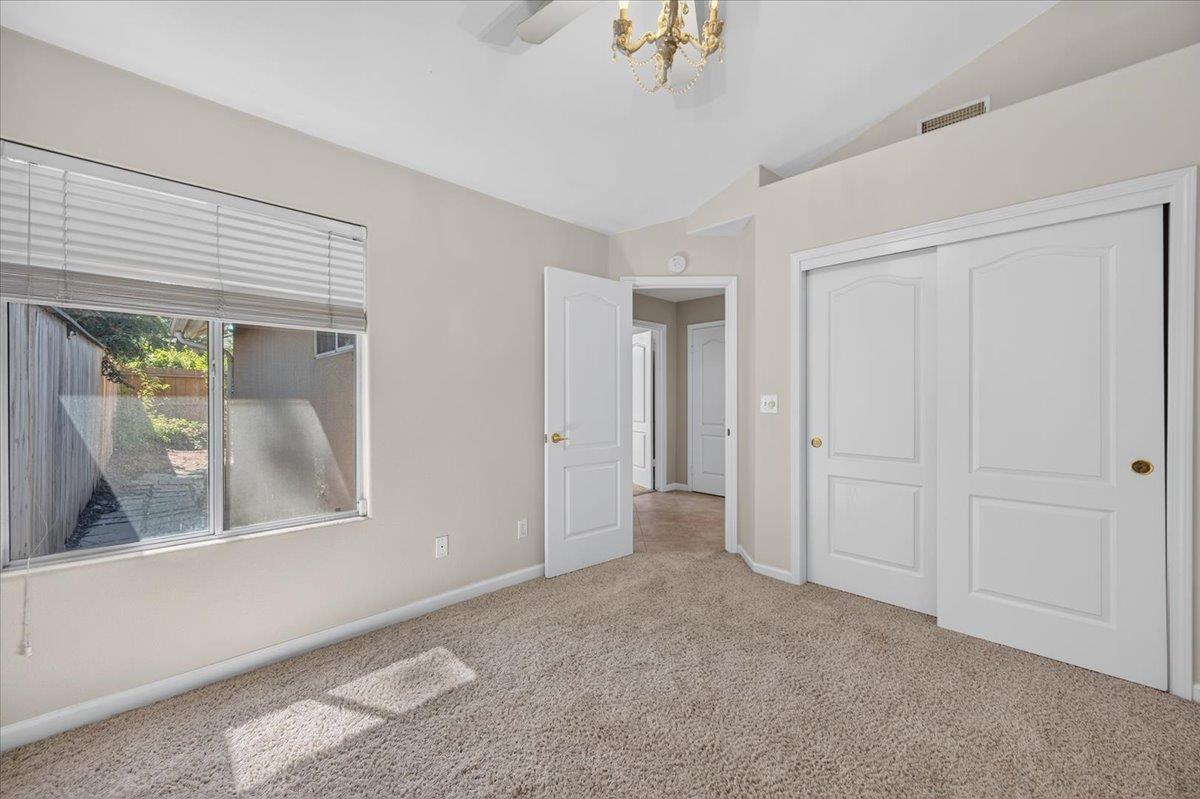 1327 E La France Dr, Fresno, CA 93720