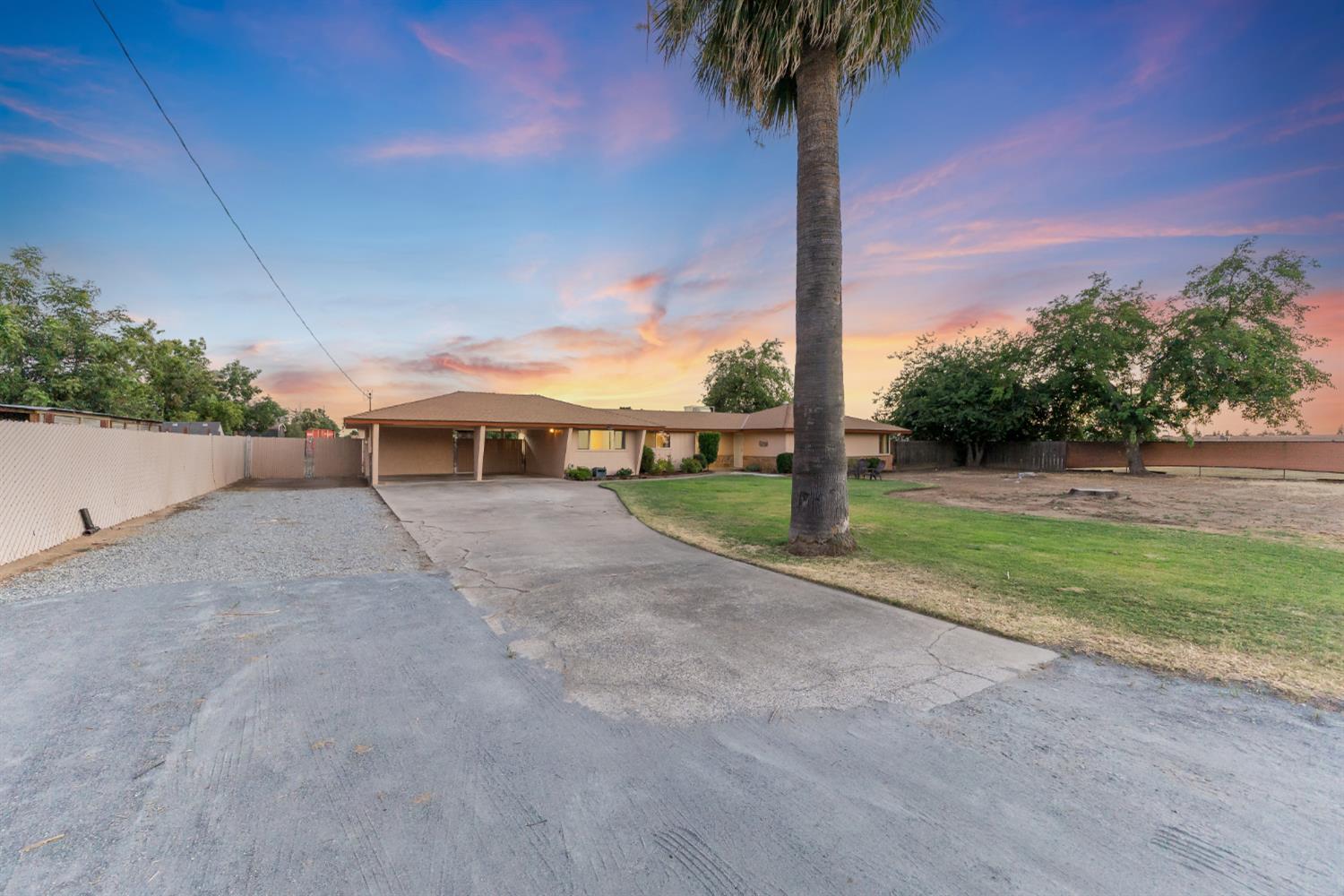 4730 E Richert Ave, Fresno, CA 93726