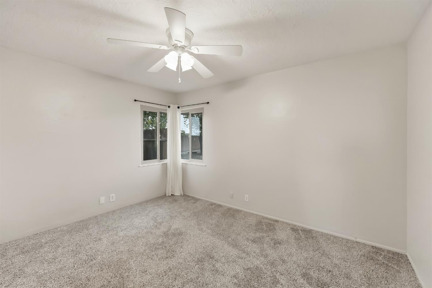 4730 E Richert Ave, Fresno, CA 93726
