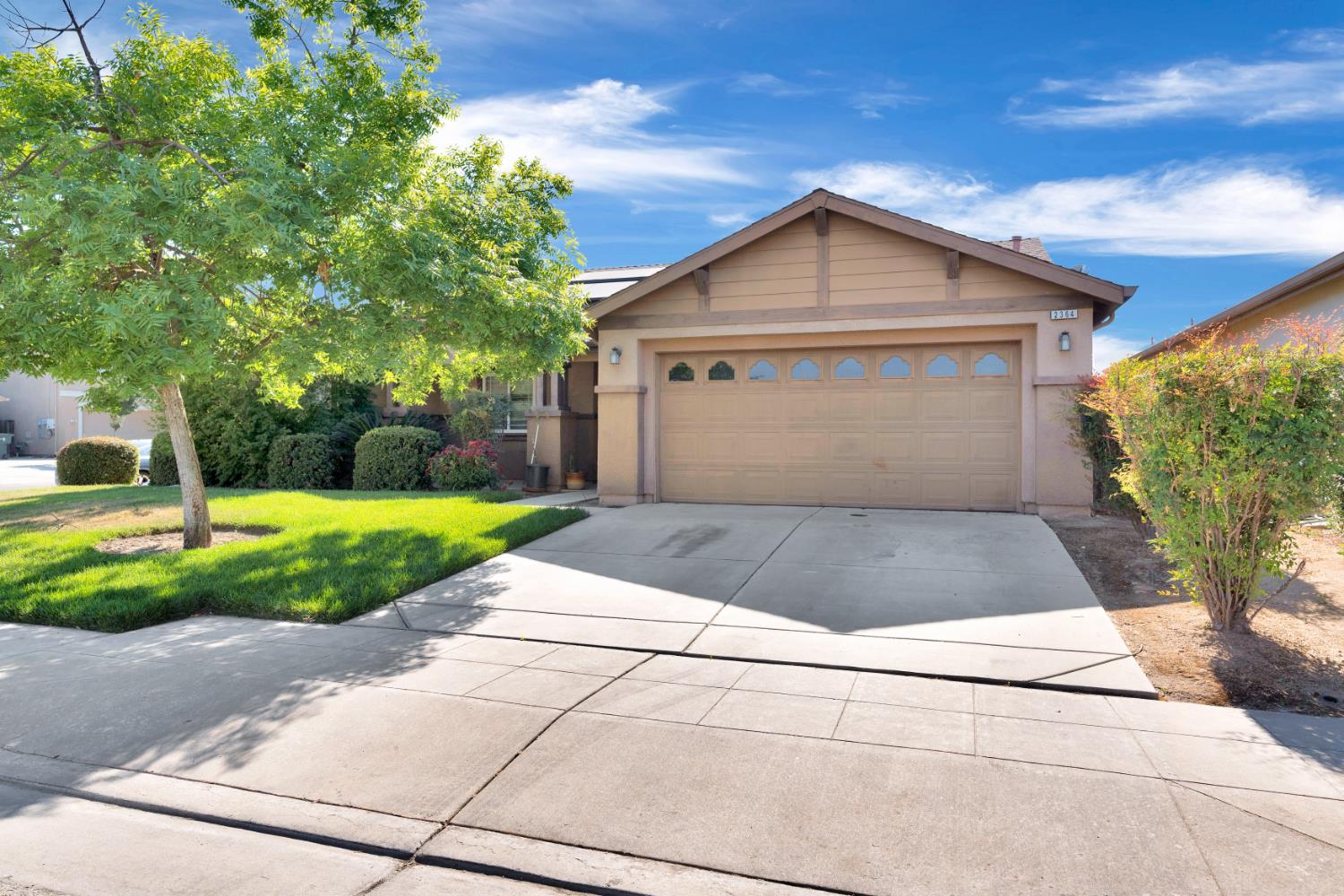 2364 S Rachel Ave, Fresno, CA 93725