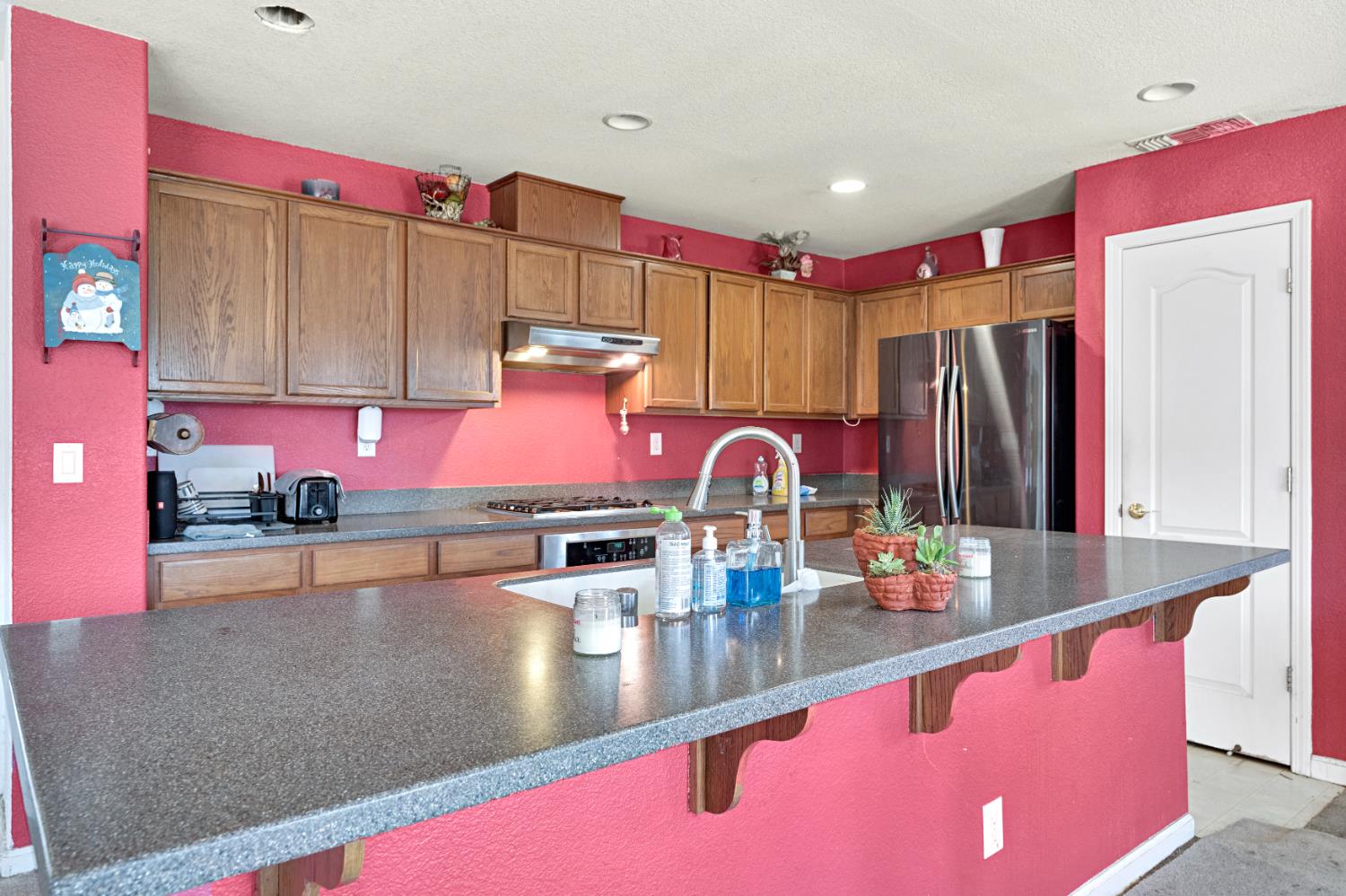 2364 S Rachel Ave, Fresno, CA 93725