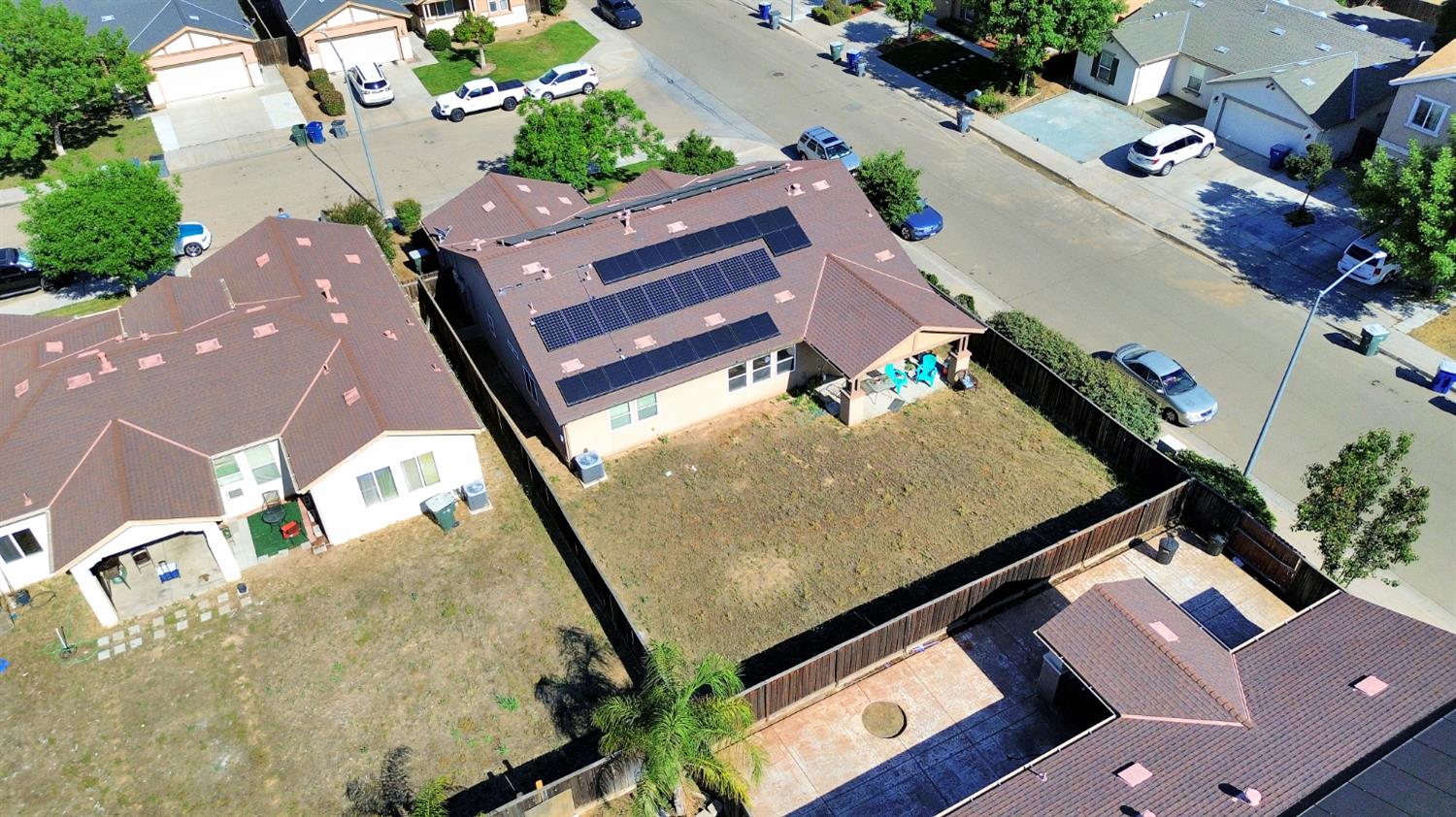 2364 S Rachel Ave, Fresno, CA 93725