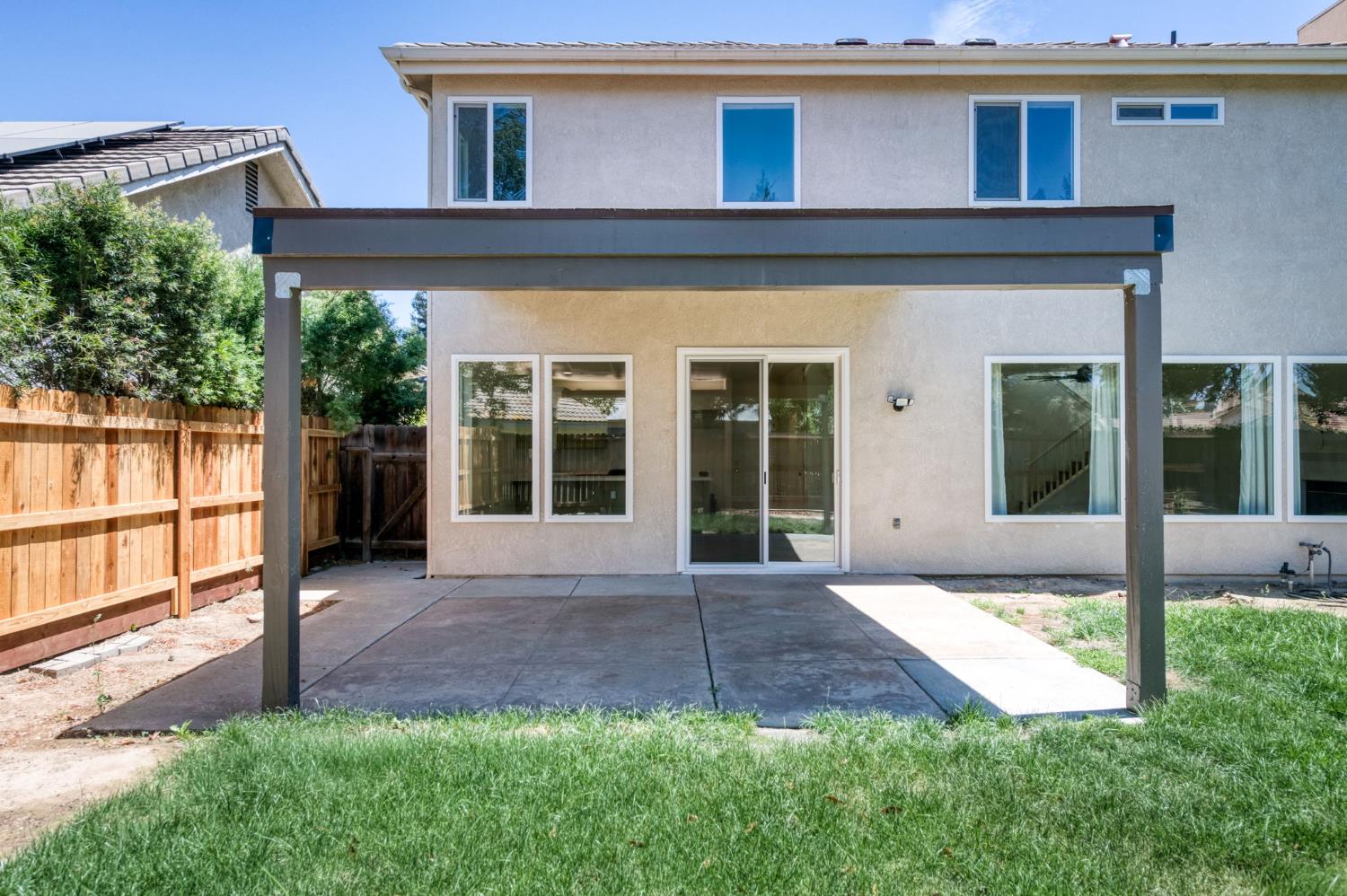 5021 W Decatur Ave, Fresno, CA 93722