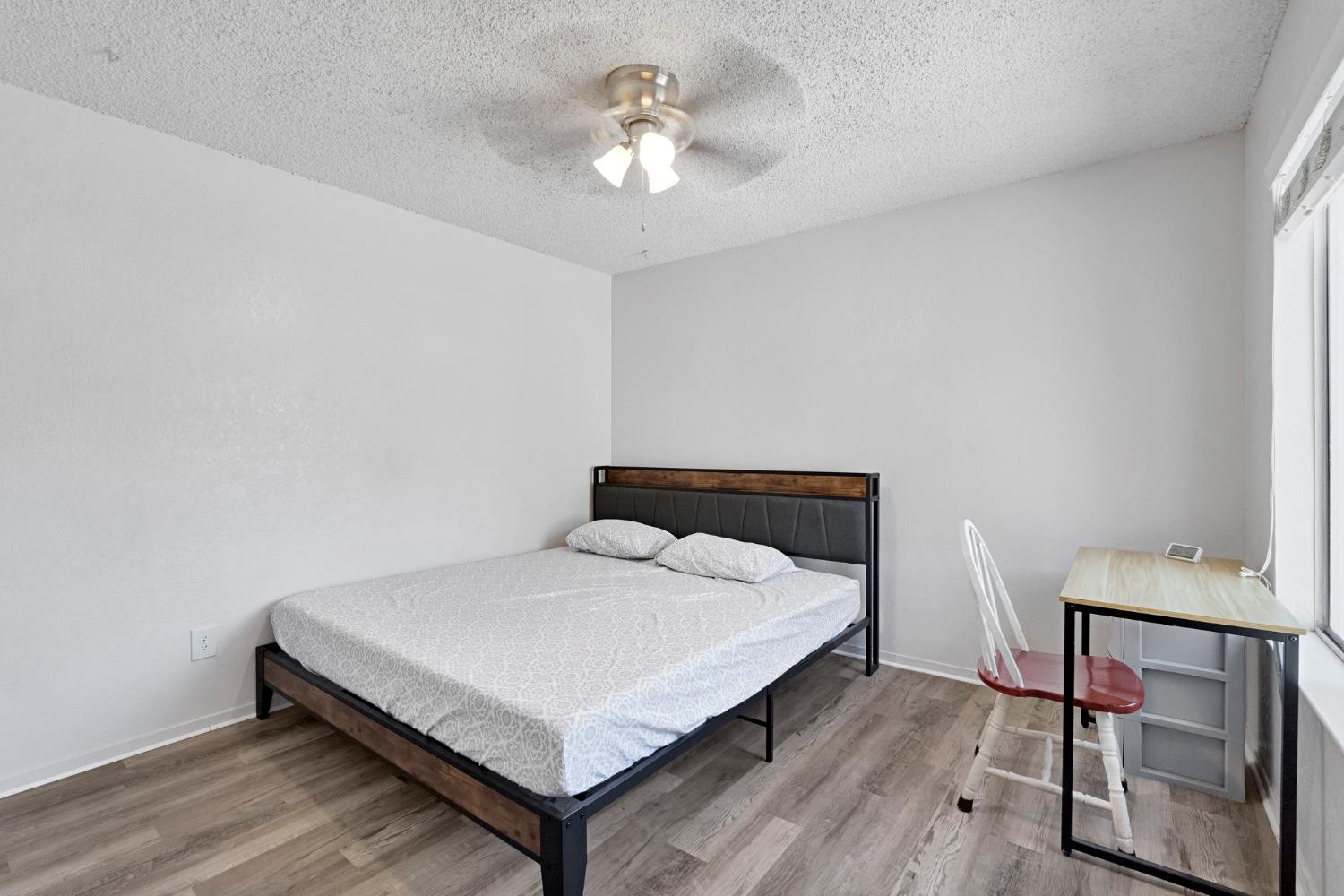 1027 W Dakota Ave #108, Fresno, CA 93705