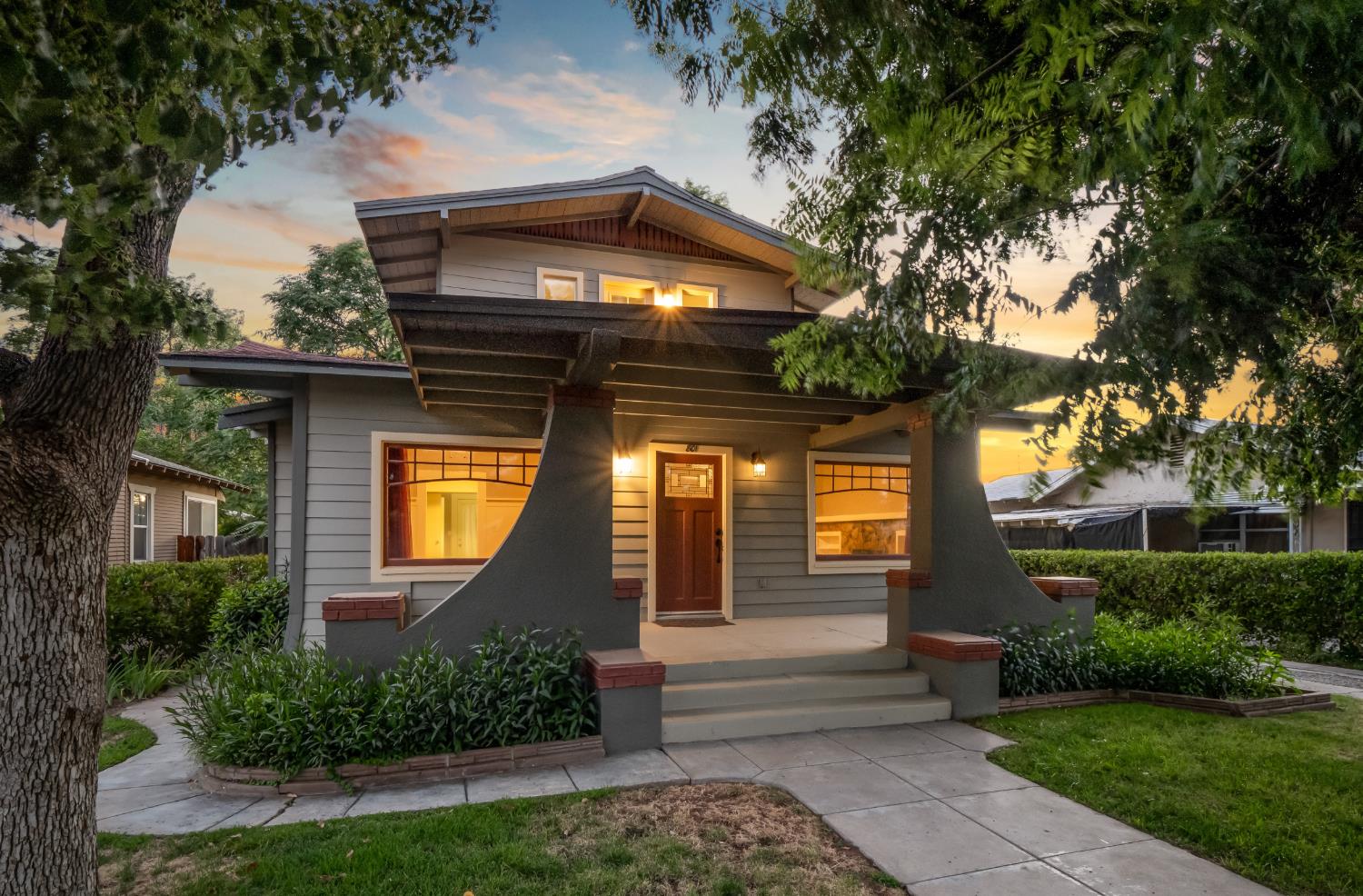 801 N Safford Ave, Fresno, CA 93728