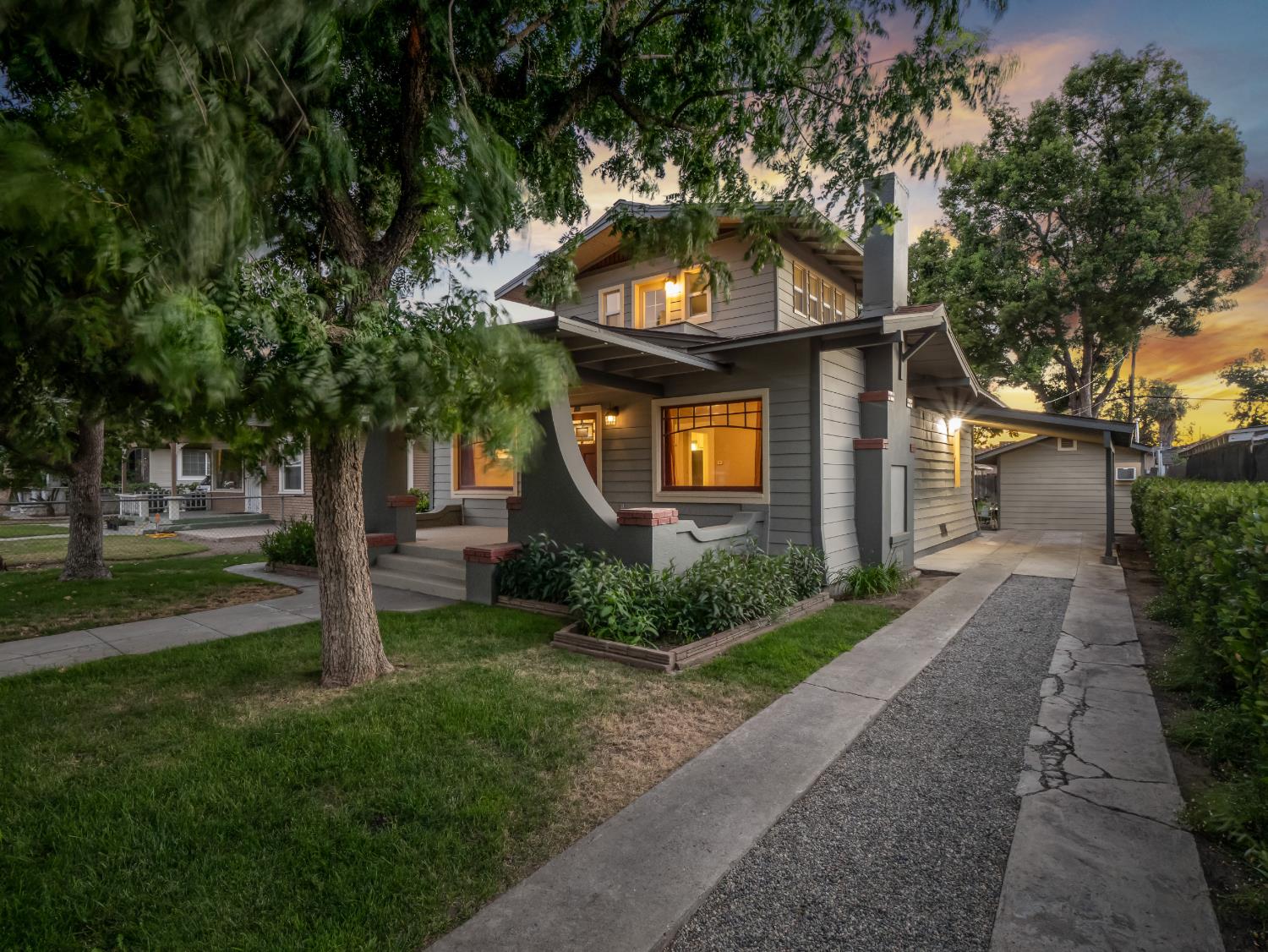 801 N Safford Ave, Fresno, CA 93728