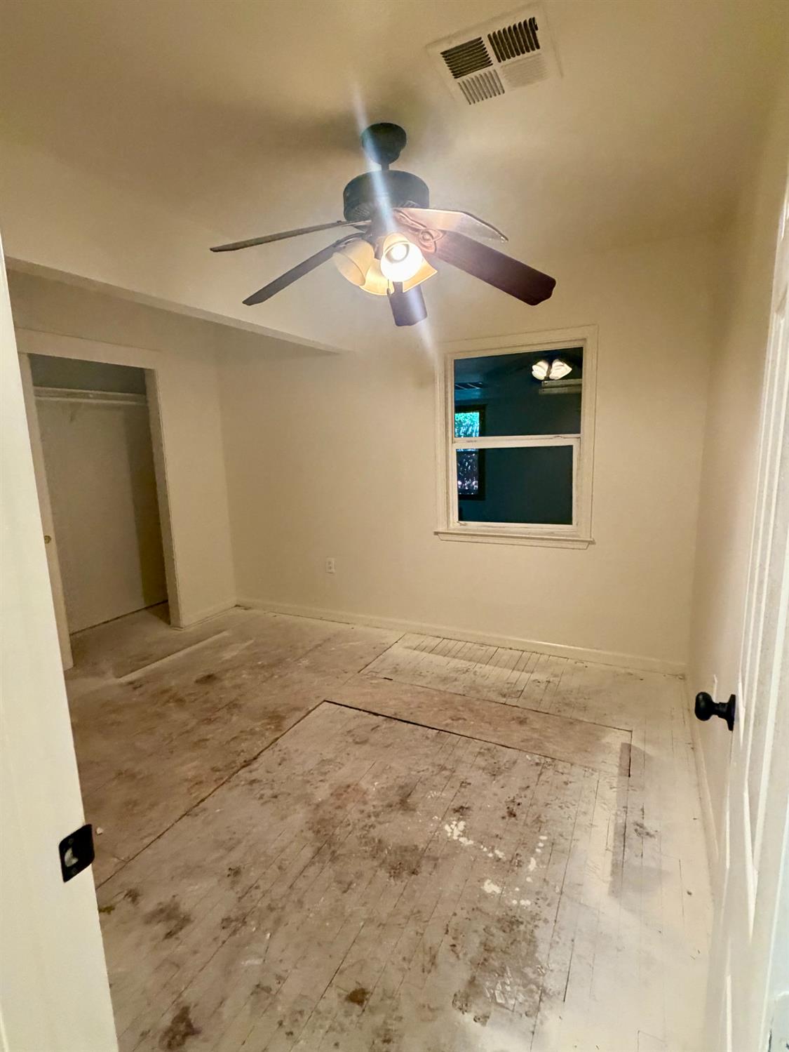 1225 E Sussex Way, Fresno, CA 93704