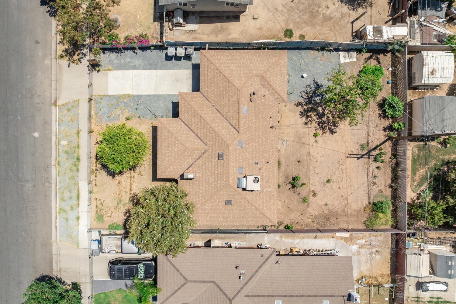 2452 S Holloway Ave, Fresno, CA 93725