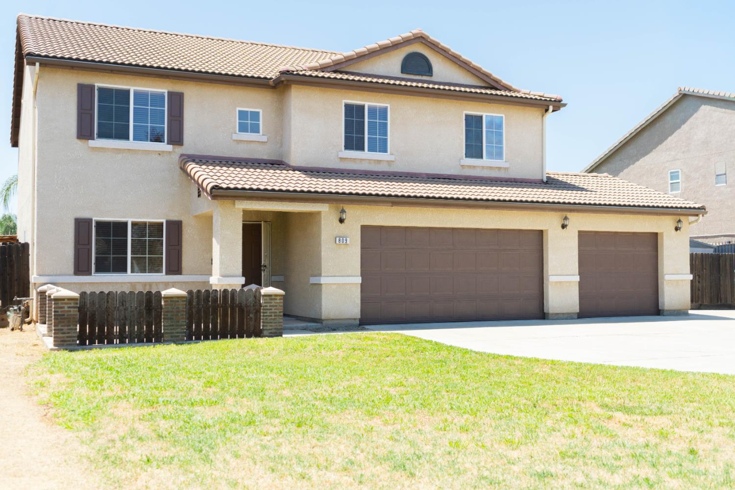 809 S Cypress Ave, Fresno, CA 93727