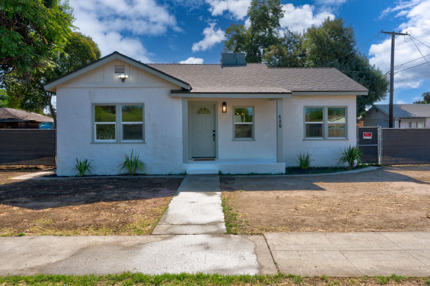 426 N Maple Ave, Fresno, CA 93702