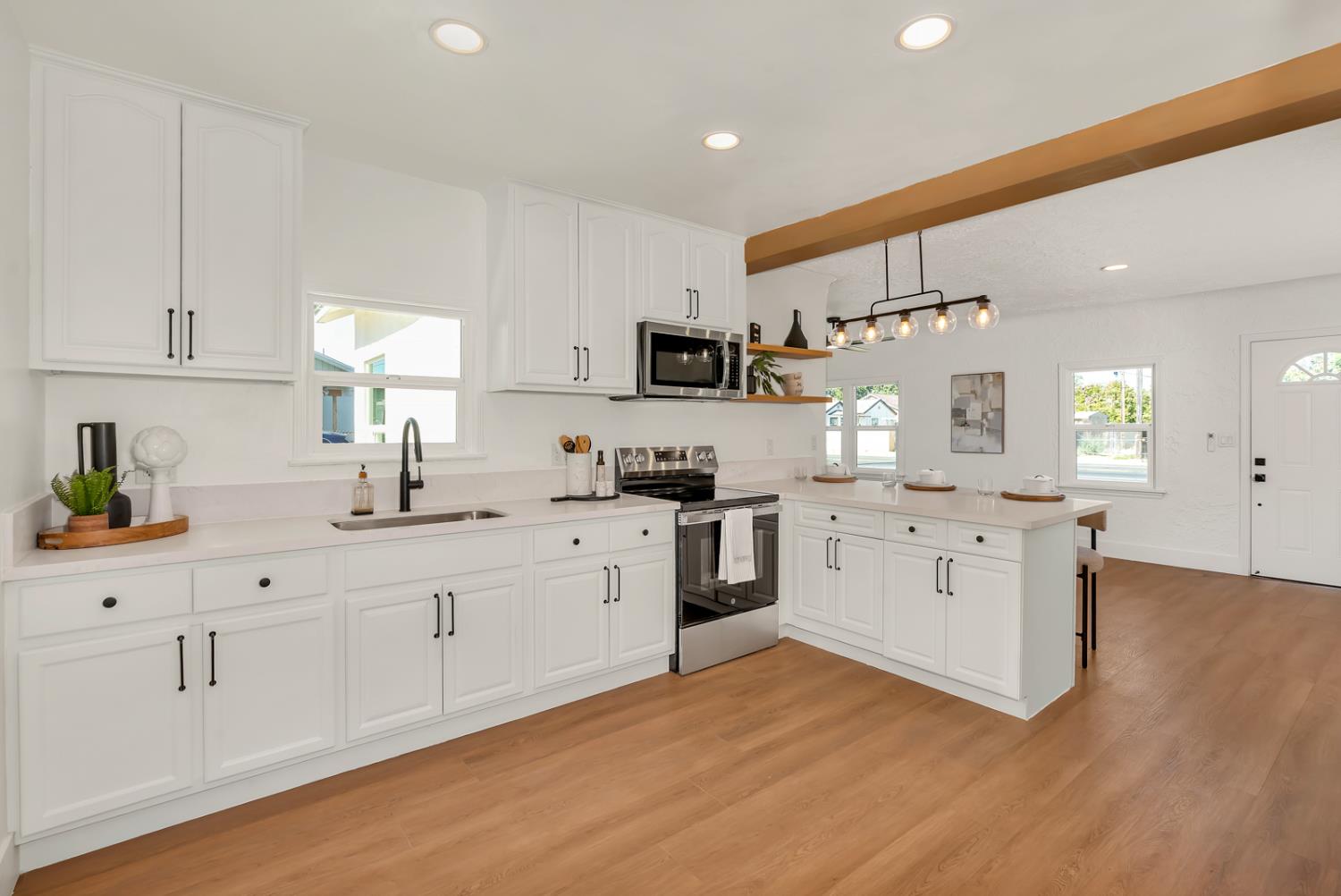 426 N Maple Ave, Fresno, CA 93702