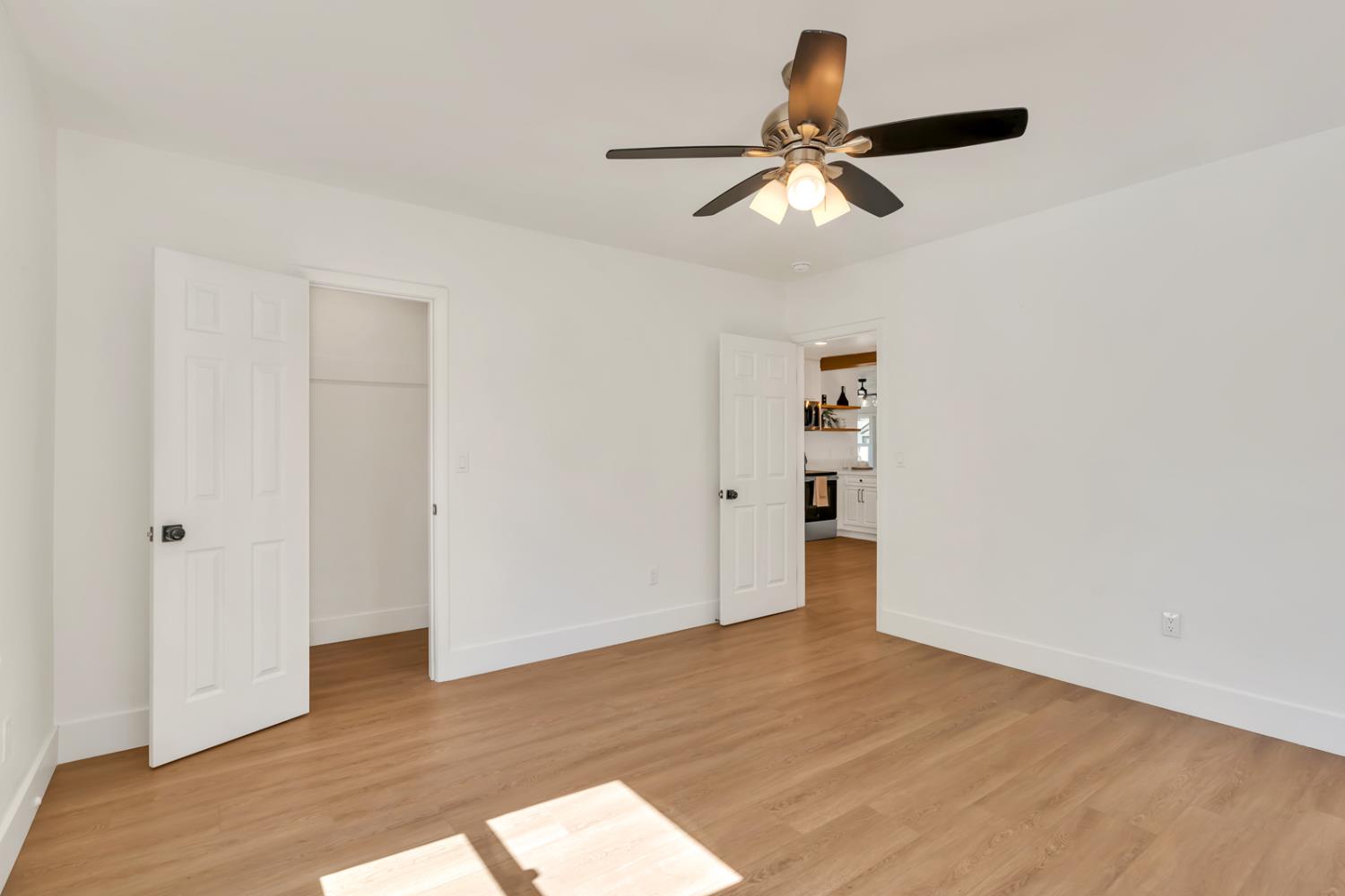 426 N Maple Ave, Fresno, CA 93702