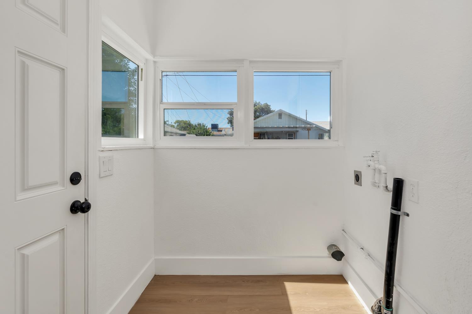426 N Maple Ave, Fresno, CA 93702