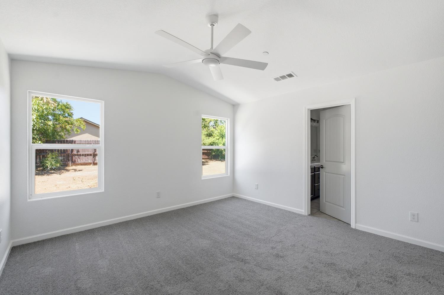4648 W Harvard Ave, Fresno, CA 93722
