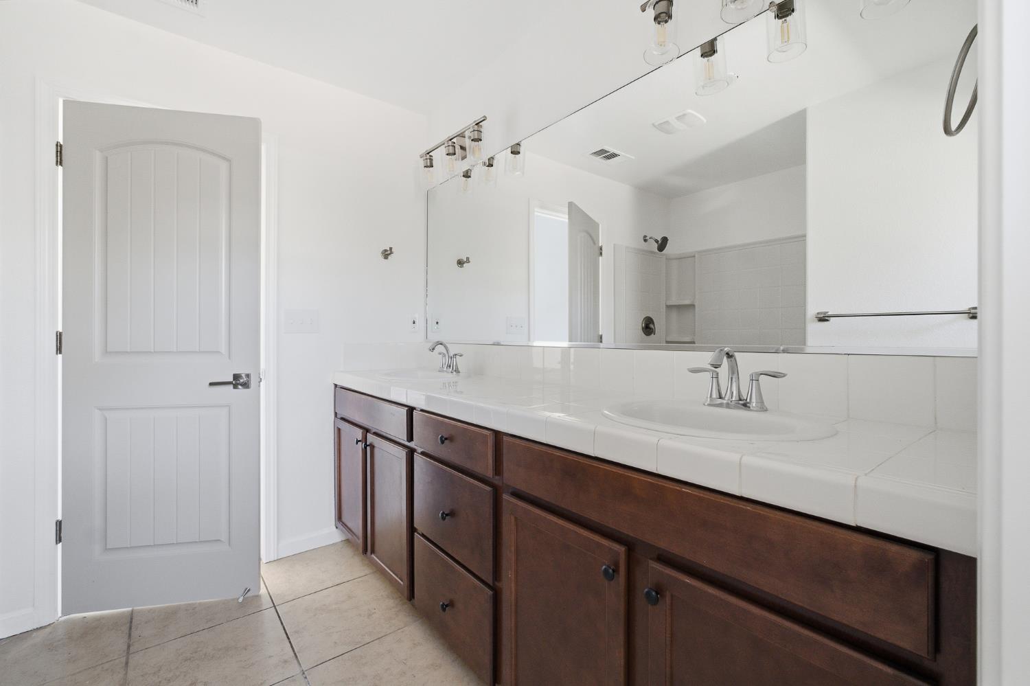 4648 W Harvard Ave, Fresno, CA 93722