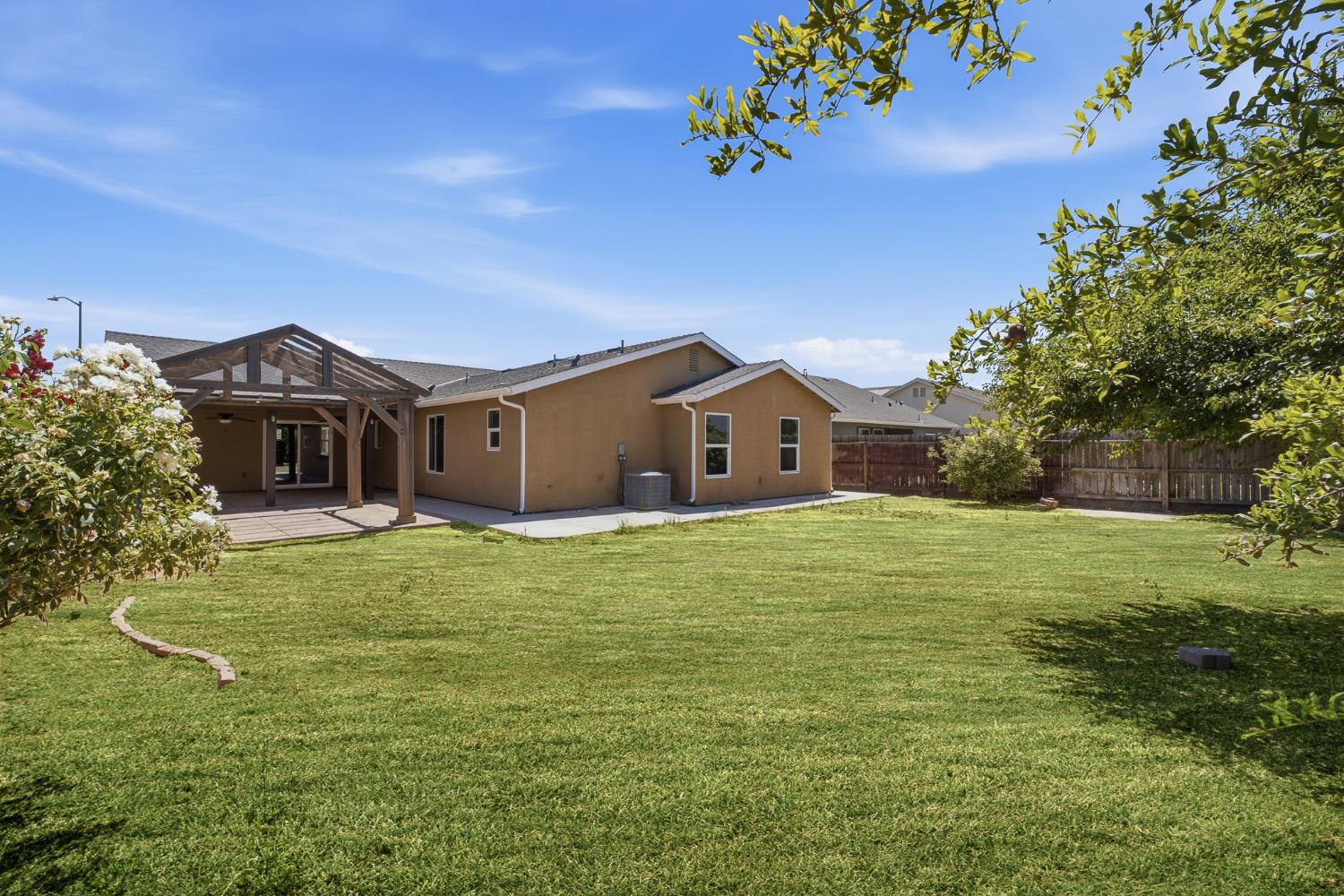 4648 W Harvard Ave, Fresno, CA 93722