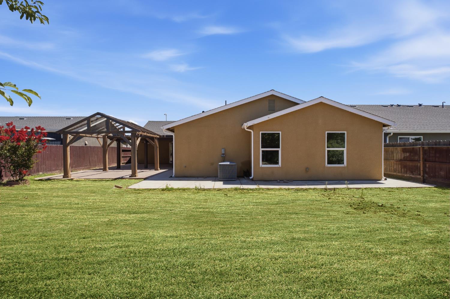 4648 W Harvard Ave, Fresno, CA 93722