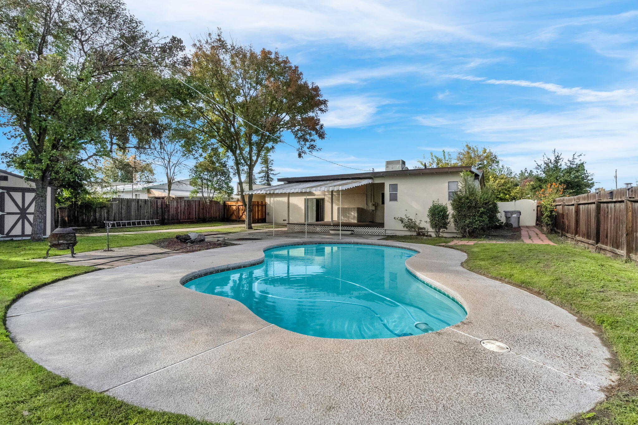 6048 N Del Mar Ave, Fresno, CA 93704