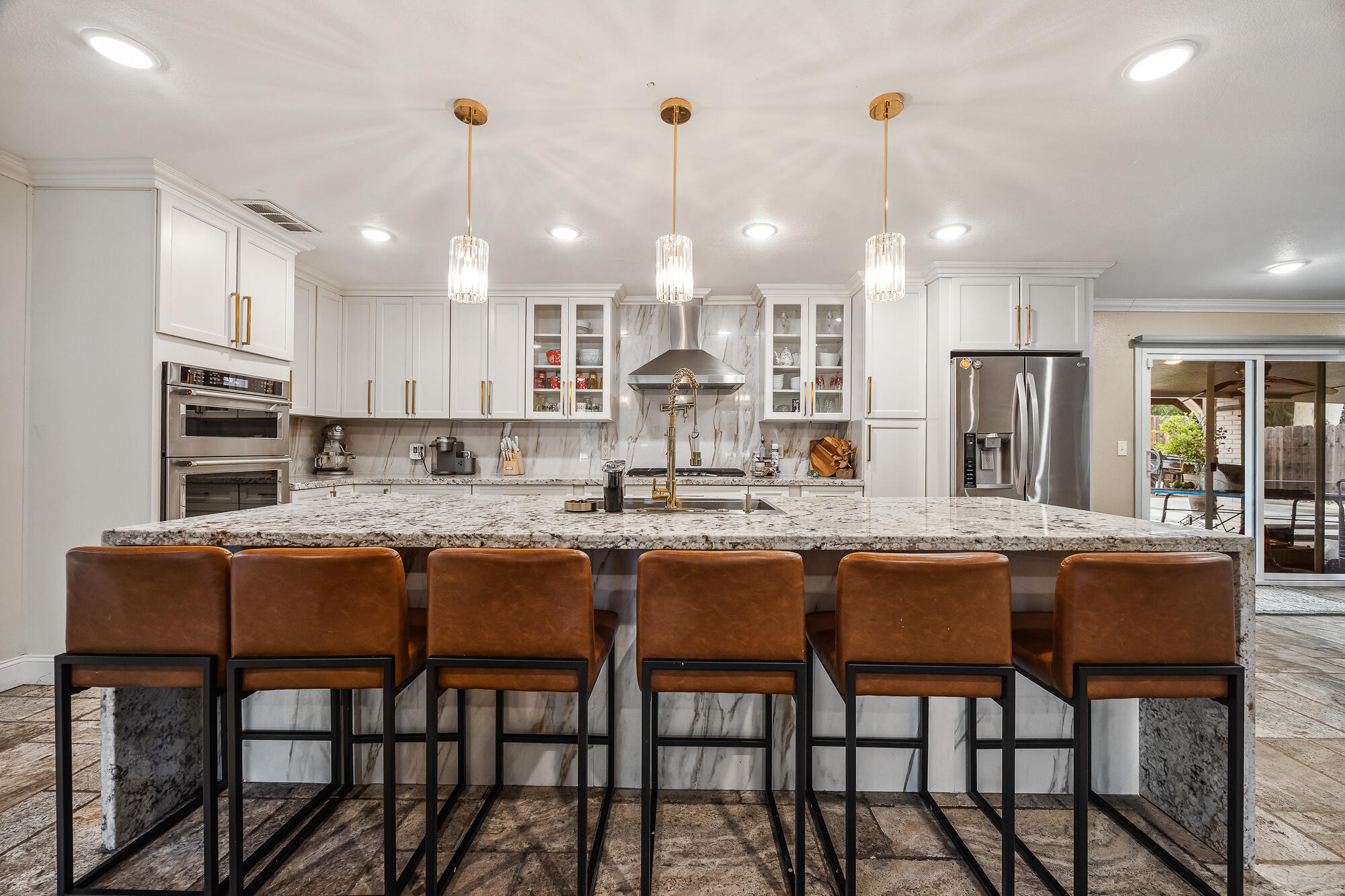 547 W Gettysburg Ave, Fresno, CA 93705