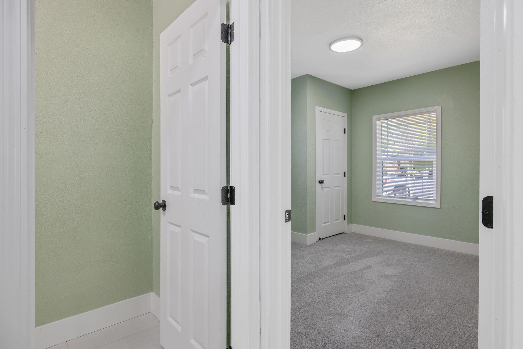 1247 N Ferger Ave, Fresno, CA 93728