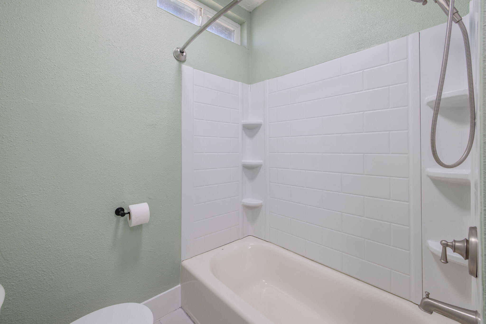 1247 N Ferger Ave, Fresno, CA 93728