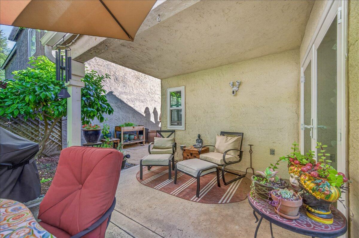 10771 N Windham Bay Cir, Fresno, CA 93730